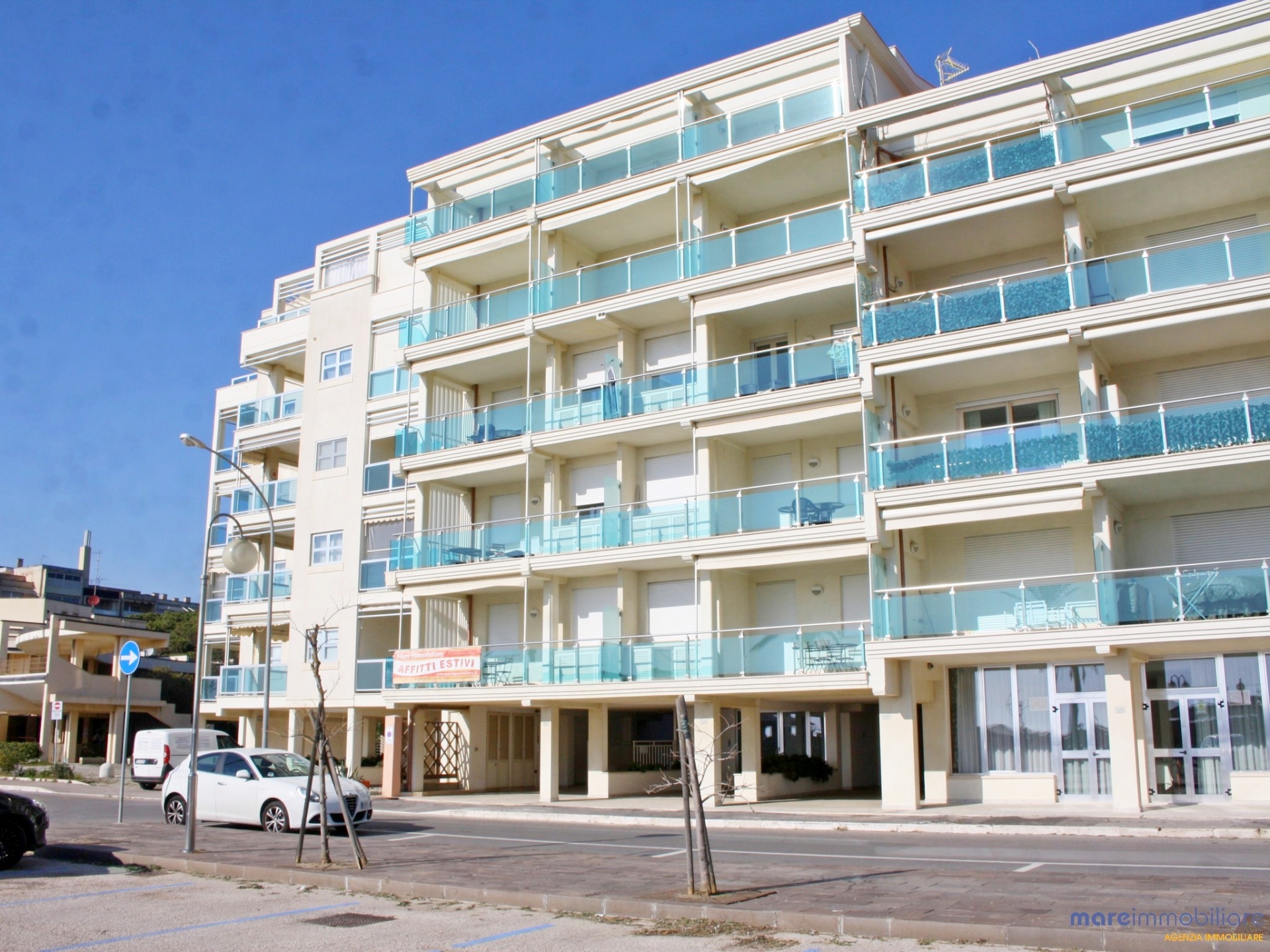 Attico fronte mare
