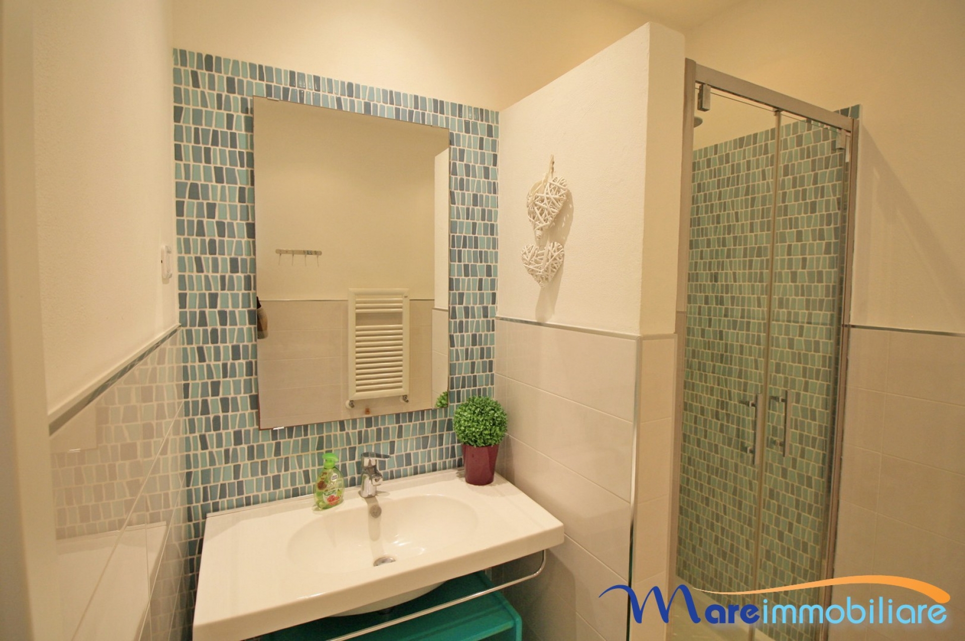 Zona Tombolo trilocale con veranda spaziosa