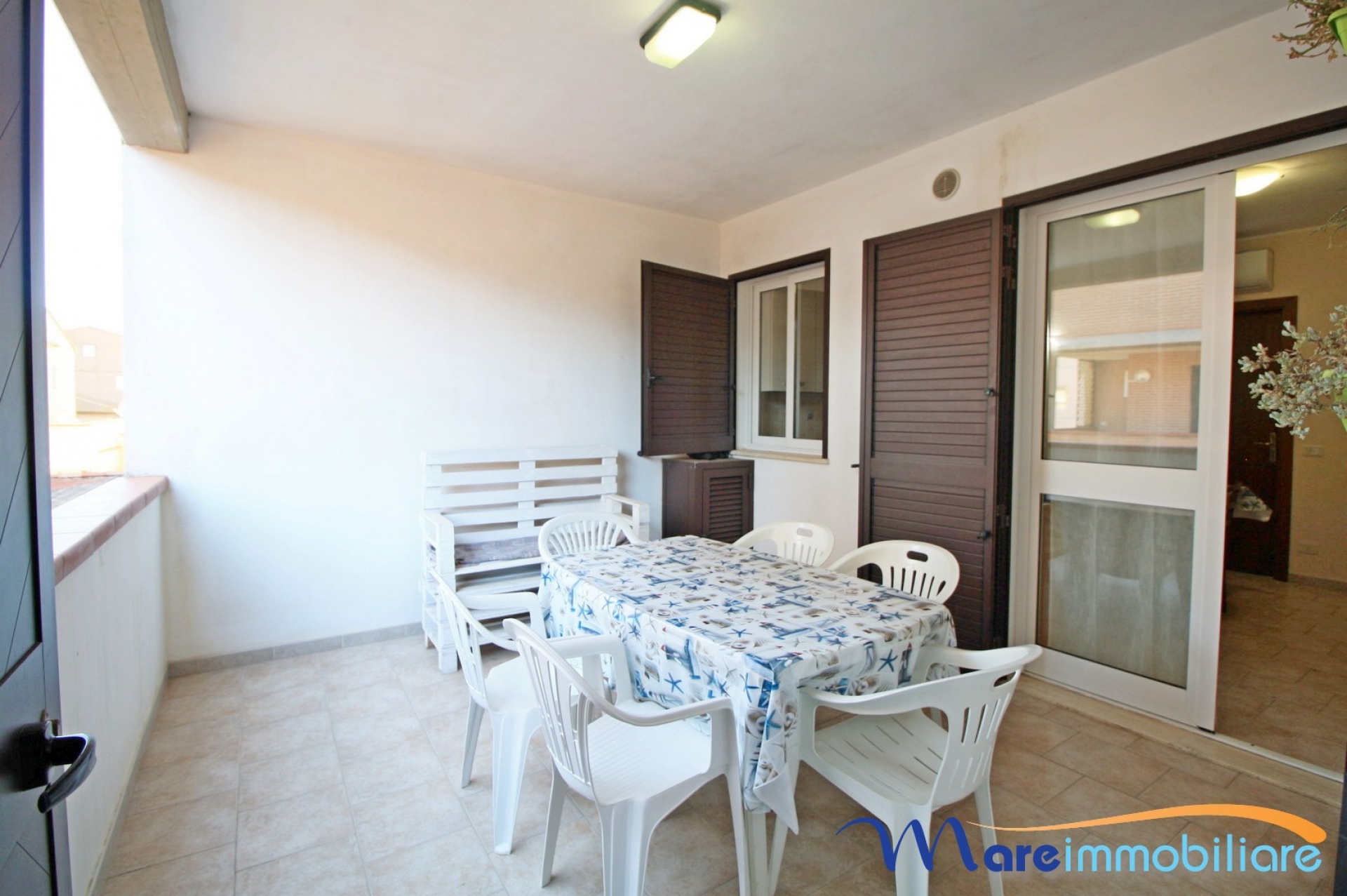 Trilocale zona centrale doppia veranda