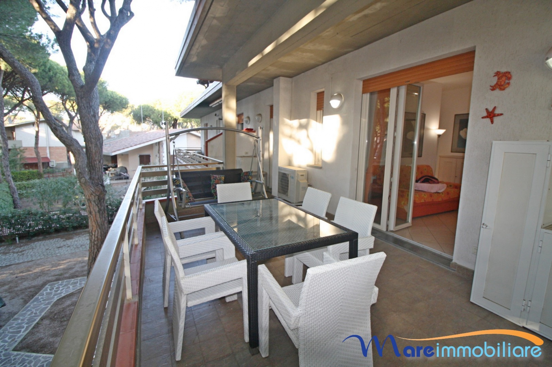 Bilocale zona Rosmarina con posto auto privato