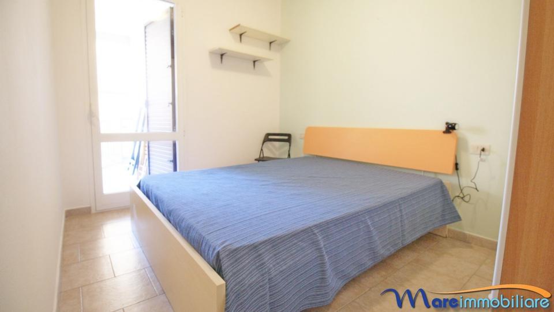 Trilocale ampie terrazze zona semi centrale