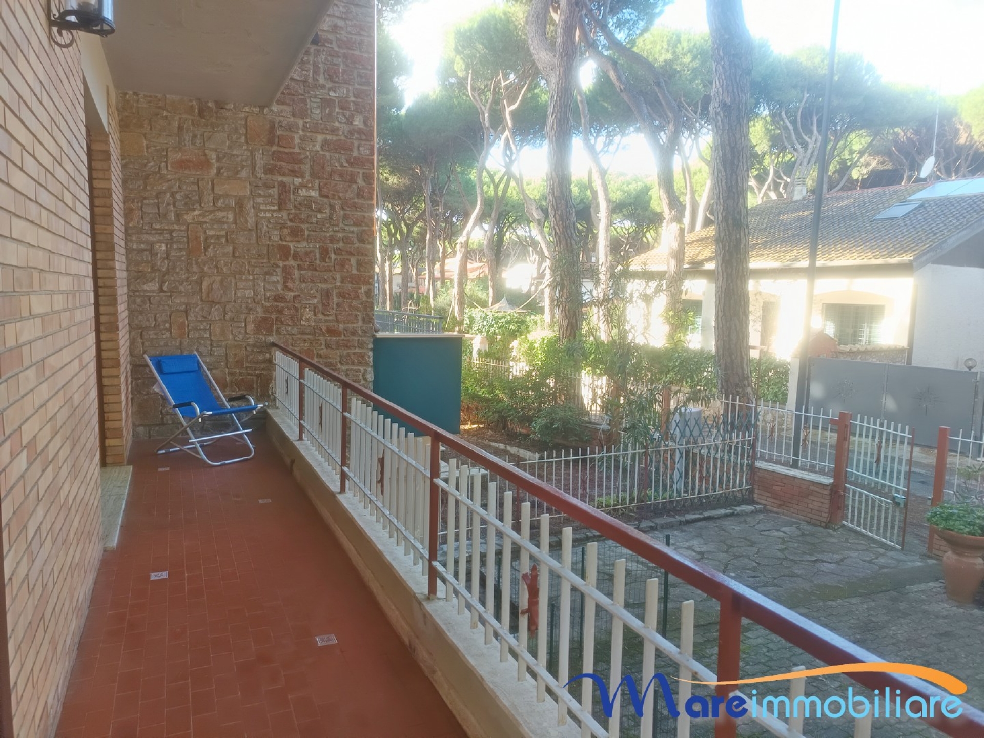 A 400m dal mare: villetta indipendente con giardino e posto auto